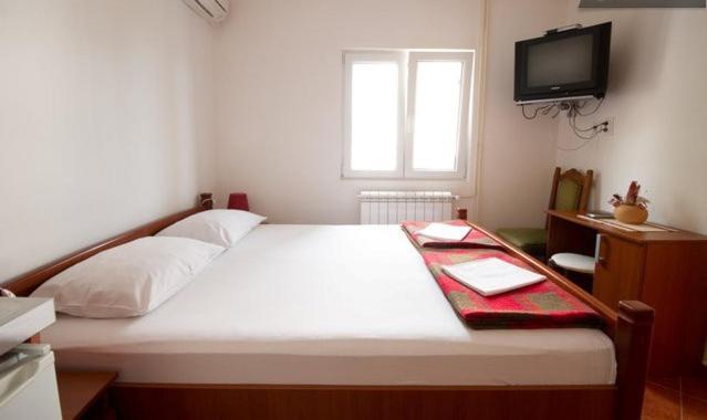 Apartments & Rooms M Petrovac Δωμάτιο φωτογραφία